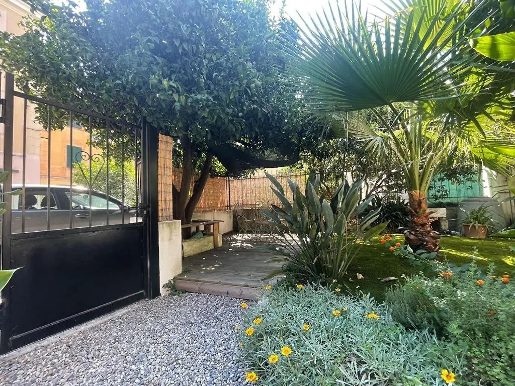 Artemia Apartment Levanto 0*,  Italy