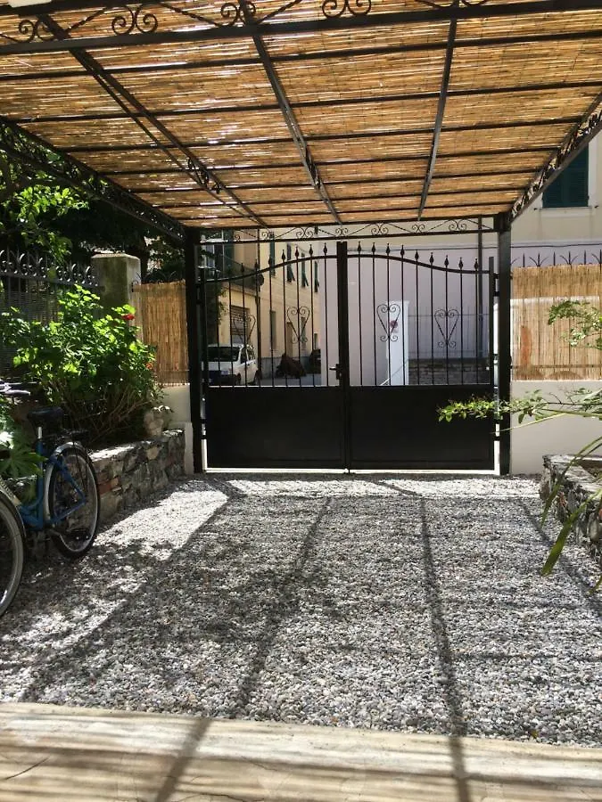 Artemia Apartment Levanto Italy