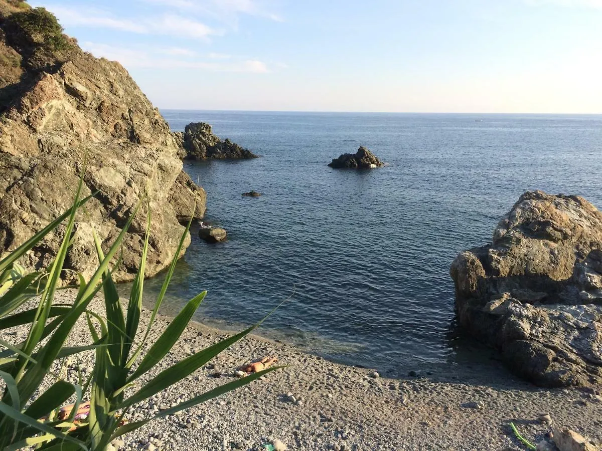 Artemia Apartment Levanto 0*,  Italy