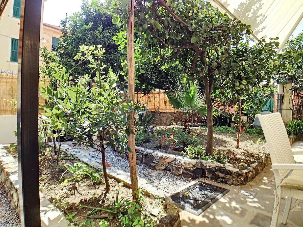 Artemia Apartment Levanto