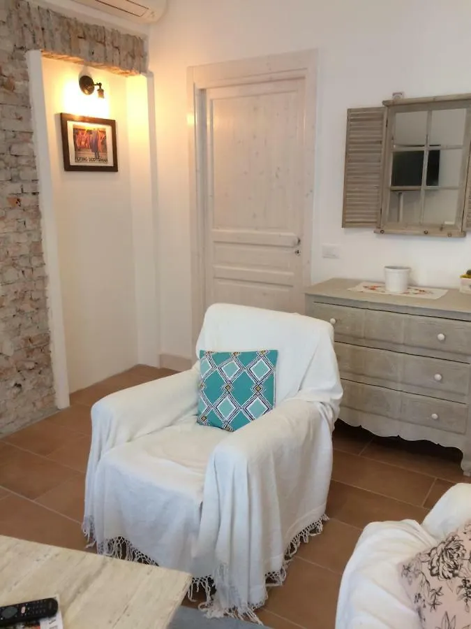 Artemia Apartamento Levanto 0*,  Italia
